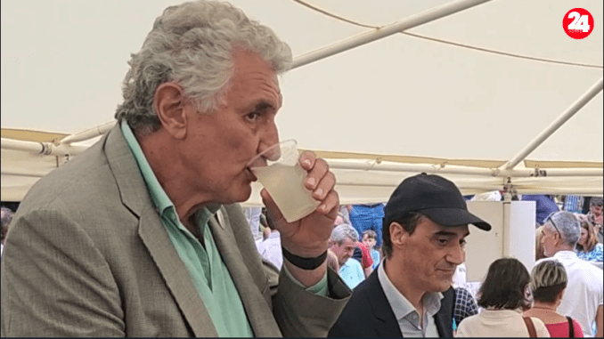 Fernando Romay aclamado como embajador de Limones Solidarios de Novales (+video) @LimonSolidarios @enriquebretones